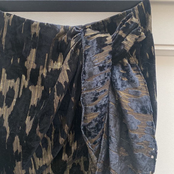 Velvet & Gold Mini Skirt - Picture 3 of 4